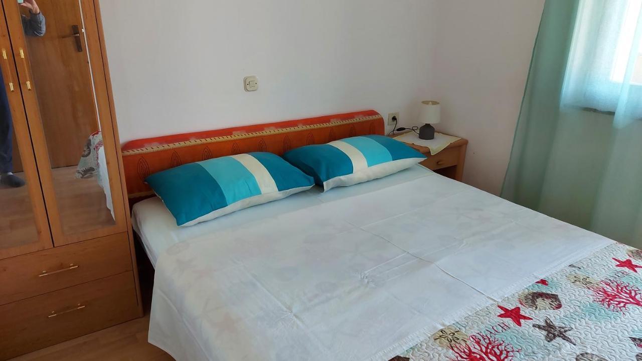 Apartment Krizanovic Malinska Esterno foto