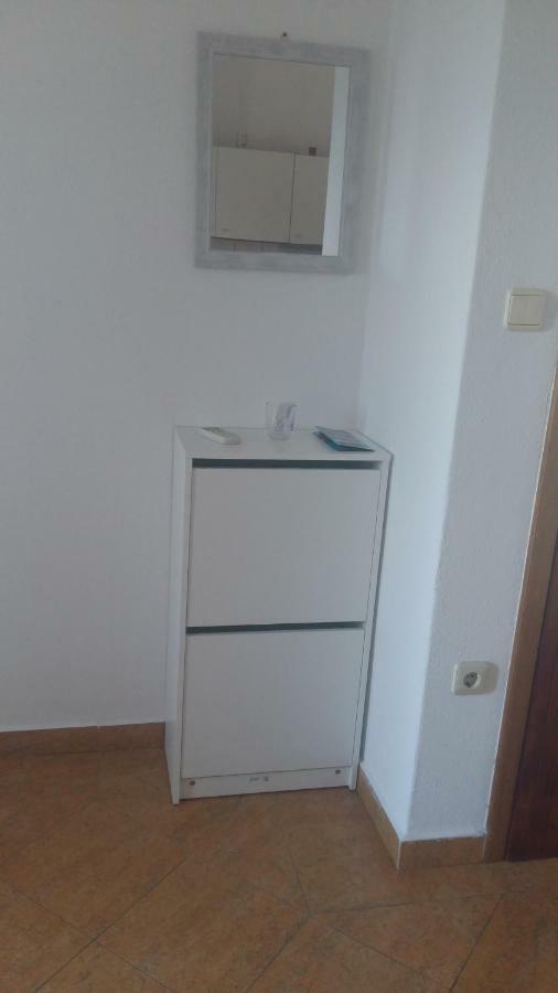 Apartment Krizanovic Malinska Esterno foto