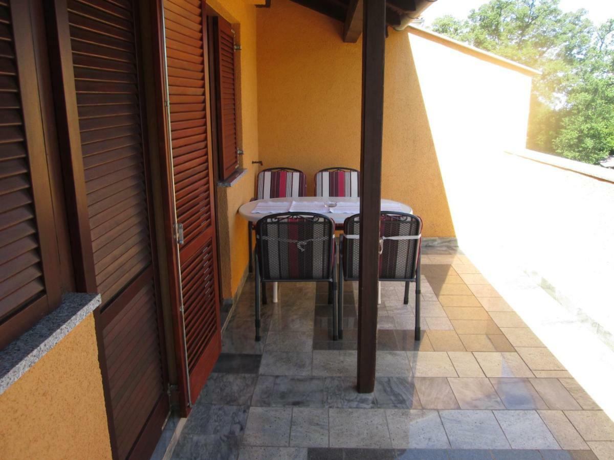 Apartment Krizanovic Malinska Esterno foto